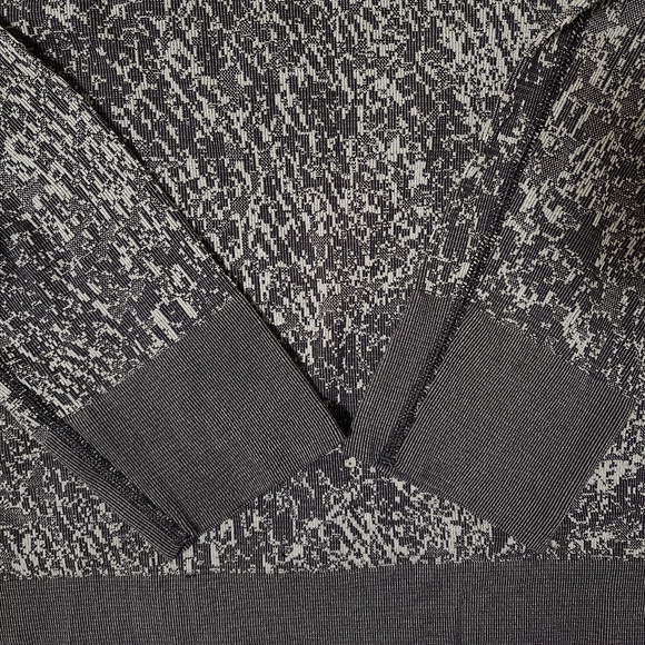 Lululemon Swiftly Breathe Long Sleeve Floral Fauna Black / Rhino Grey Size 12 - Picture 7 of 9